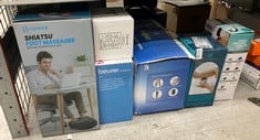 Lot 469  
            Edinburgh SR34 - Delivery Only 

                
QUANTITY OF HEALTH & BEAUTY ITEMS TO INCLUDE WAHL HOT AND COLD MASSAGER, HOT COLD...
