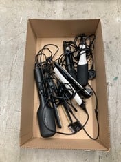 Lot 482  
            Edinburgh SR34 - Delivery Only 

                
QUANTITY OF HEALTH & BEAUTY ITEMS TO INCLUDE GHD ORIGINAL HAIR STRAIGHTENER & STY...
