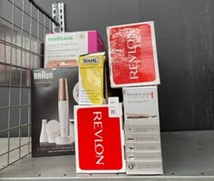 Lot 488  
            Edinburgh SR34 - Delivery Only 

                
QUANTITY OF HEALTH & BEAUTY ITEMS TO INCLUDE REVLON SALON ONE-STEP HAIR DRYER & V...