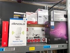 Lot 507  
            Edinburgh SR34 - Delivery Only 

                
QUANTITY OF TECH & GAMING ITEMS TO INCLUDE DEVOLO WIFI 6 REPEATER 3000 -: LOCATIO...