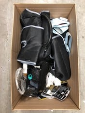 Lot 530  
            Edinburgh SR34 - Delivery Only 

                
QUANTITY OF HEALTH & BEAUTY ITEMS TO INCLUDE MASTER LOCK HIGH SECURITY PADLOCK, S...