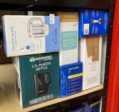 Lot 55  
            Edinburgh SR34 - Delivery Only 

                
QUANTITY OF KITCHEN & APPLIANCES ITEMS TO INCLUDE RUSSELL HOBBS PEARL GLIDE STEAM...