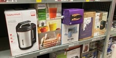Lot 592  
            Edinburgh SR34 - Delivery Only 

                
QUANTITY OF KITCHEN & APPLIANCES ITEMS TO INCLUDE SWAN SK19020BLN RETRO JUG KETTL...
