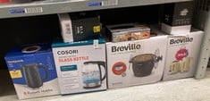 Lot 595  
            Edinburgh SR34 - Delivery Only 

                
QUANTITY OF KITCHEN & APPLIANCES ITEMS TO INCLUDE RUSSELL HOBBS HONEYCOMB ELECTRI...