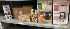 Lot 600  
            Edinburgh SR34 - Delivery Only 

                
QUANTITY OF KITCHEN & APPLIANCES ITEMS TO INCLUDE PHILIPS 3000 SERIES HANDHELD ST...