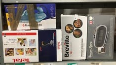 Lot 108  
            Edinburgh SR24 - Delivery Only 

                
QUANTITY OF KITCHEN & APPLIANCES ITEMS TO INCLUDE SWAN SH27032 PORTABLE RETRO CER...