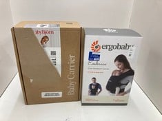 Lot 124  
            Edinburgh SR24 - Delivery Only 

                
BABYBJÖRN BABY CARRIER MINI, 3D JERSEY, LIGHT GREY + ERGOBABY EMBRACE COZY NEWBOR...