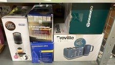 Lot 178  
            Edinburgh SR24 - Delivery Only 

                
QUANTITY OF ITEMS TO INCLUDE RUSSELL HOBBS STEAM IRON [3100W, 210 G/MIN EXTRA STE...
