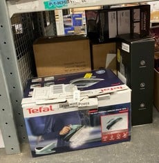 Lot 181  
            Edinburgh SR24 - Delivery Only 

                
QUANTITY OF KITCHEN & APPLIANCES TO INCLUDE LEVOIT HUMIDIFIER: LOCATION - RACK C