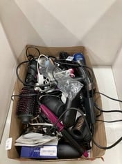 Lot 183  
            Edinburgh SR24 - Delivery Only 

                
QUANTITY OF HEALTH & BEAUTY ITEMS TO INCLUDE DIVA PRO STYLING BLACK HAIRDRYER: LO...