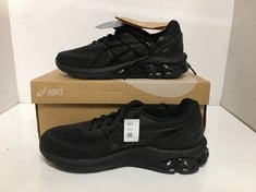Lot 267  
            Edinburgh SR24 - Delivery Only 

                
ASICS QUANTUM 180 BLACK TRAINERS SIZE 4 ORIGINAL RRP £125:: LOCATION - RACK E
