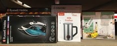 Lot 289  
            Edinburgh SR24 - Delivery Only 

                
QUANTITY OF KITCHEN & APPLIANCES ITEMS TO INCLUDE RUSSELL HOBBS SUPREME STEAM IRO...