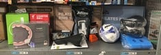 Lot 328  
            Edinburgh SR24 - Delivery Only 

                
QUANTITY OF SPORTS & EXERCISE ITEMS TO INCLUDE SELLE ITALIA ST3 SADDLE 160X270MM ...
