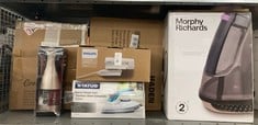 Lot 332  
            Edinburgh SR24 - Delivery Only 

                
QUANTITY OF KITCHEN & APPLIANCES ITEMS TO INCLUDE STATUS TUSCAN TRAVEL IRON, CLOT...