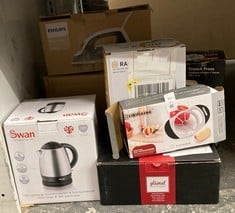 Lot 351  
            Edinburgh SR24 - Delivery Only 

                
QUANTITY OF KITCHEN AND APPLIANCES ITEMS TO INCLUDE SWAN KETTLE: LOCATION - RACK G