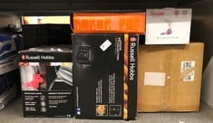 Lot 371  
            Edinburgh SR24 - Delivery Only 

                
QUANTITY OF ITEMS TO INCLUDE SWAN SI12020N HANDHELD GARMENT STEAMER, LIGHTWEIGHT,...