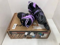 Lot 376  
            Edinburgh SR24 - Delivery Only 

                
ROLLER DERBY WHITE SKATES SIZE 5 + PURPLE SPORT SKATES SIZE 31-34: LOCATION - RACK G