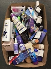 Lot 397  
            Edinburgh SR24 - Delivery Only 

                
QUANTITY OF HEALTH & BEAUTY ITEMS TO INCLUDE AUSSIE DEEP MOISTURE VEGAN HAIR COND...