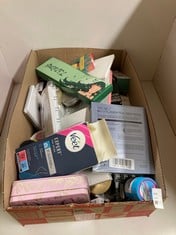Lot 418  
            Edinburgh SR24 - Delivery Only 

                
QUANTITY OF HEALTH & BEAUTY ITEMS TO INCLUDE VEET EXPERT COLD WAX STRIPS: LOCATIO...
