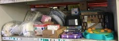 Lot 431  
            Edinburgh SR24 - Delivery Only 

                
QUANTITY OF BABY & TODDLER ITEMS TO INCLUDE MAMAS & PAPAS TUMMY TIME ROLL, INTERA...