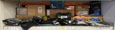 Lot 435  
            Edinburgh SR24 - Delivery Only 

                
QUANTITY OF SPORTS & EXERCISE ITEMS TO INCLUDE TOYRIFIC BASELINE ORANGE PICKLEBAL...