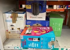 Lot 467  
            Edinburgh SR24 - Delivery Only 

                
QUANTITY OF KITCHEN & APPLIANCES ITEMS TO INCLUDE NUTRIBULLET MAGIC BULLET BLENDE...