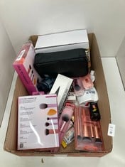 Lot 506  
            Edinburgh SR24 - Delivery Only 

                
QUANTITY OF HEALTH & BEAUTY ITEMS TO INCLUDE MOLTON BROWN COASTAL CYPRESS & SEA F...