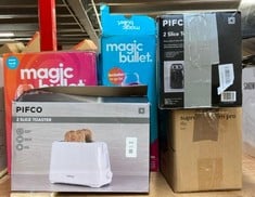 Lot 545  
            Edinburgh SR24 - Delivery Only 

                
QUANTITY OF KITCHEN & APPLIANCES ITEMS TO INCLUDE PIFCO® BLACK TOASTER 2 SLICE - ...