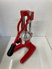 Lot 560  
            Edinburgh SR24 - Delivery Only 

                
COMMERCIAL HEAVY DUTY JUICER RED ORIGINAL RRP £200: LOCATION - TABLE B
