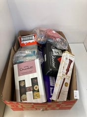 Lot 561  
            Edinburgh SR24 - Delivery Only 

                
QUANTITY OF FOOD & DRINK ITEMS TO INCLUDE HOTEL CHOCOLAT EXUBERANTLY FRUITY H-BOX...