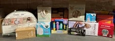 Lot 587  
            Edinburgh SR24 - Delivery Only 

                
QUANTITY OF BABY & TODDLER ITEMS TO INCLUDE VICKS PERSONAL STEAM INHALER WITH TWO...