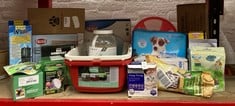 Lot 596  
            Edinburgh SR24 - Delivery Only 

                
QUANTITY OF PET PRODUCTS ITEMS TO INCLUDE GOOD BOY - CHEWY CHICKEN WITH SWEET POT...