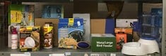 Lot 87  
            Edinburgh SR24 - Delivery Only 

                
QUANTITY OF PET PRODUCTS ITEMS TO INCLUDE ANCOL HERITAGE WOOD HANDLE DOUBLE SIDED...