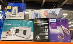 Lot 125  
            Edinburgh SR23 - Delivery Only 

                
QUANTITY OF KITCHEN & APPLIANCES ITEMS TO INCLUDE RUSSELL HOBBS STEAM GENIE 2IN1 ...