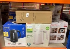 Lot 137  
            Edinburgh SR23 - Delivery Only 

                
QUANTITY OF KITCHEN & APPLIANCES ITEMS TO INCLUDE RUSSELL HOBBS TEXTURES ELECTRIC...