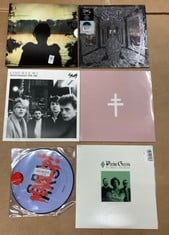Lot 190  
            Edinburgh SR23 - Delivery Only 

                
QUANTITY OF VINYLS TO INCLUDE SKELETÁ (EXCLUSIVE SEA BLUE LP WITH POSTER) : LOCAT...