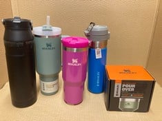 Lot 244  
            Edinburgh SR23 - Delivery Only 

                
QUANTITY OF ITEMS TO INCLUDE STANLEY QUENCHER H2.0 FLOWSTATE TUMBLER 1.2L - METAL...