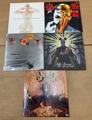 Lot 259  
            Edinburgh SR23 - Delivery Only 

                
QUANTITY OF VINYLS TO INCLUDE THE ANNIE LENNOX COLLECTION [VINYL]: LOCATION - B RACK