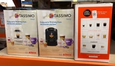 Lot 290  
            Edinburgh SR23 - Delivery Only 

                
QUANTITY OF KITCHEN & APPLIANCES ITEMS TO INCLUDE TASSIMO TAS3102GB COFFEE MACHIN...