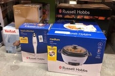 Lot 292  
            Edinburgh SR23 - Delivery Only 

                
QUANTITY OF KITCHEN & APPLIANCES ITEMS TO INCLUDE RUSSELL HOBBS 22241 FOOD COLLEC...