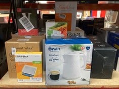 Lot 305  
            Edinburgh SR23 - Delivery Only 

                
QUANTITY OF KITCHEN & APPLIANCES ITEMS TO INCLUDE SWAN SK14611WHT WINDSOR RAPID B...