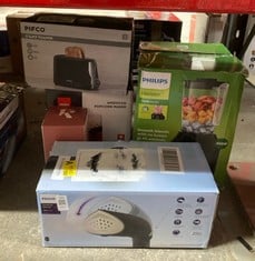 Lot 306  
            Edinburgh SR23 - Delivery Only 

                
QUANTITY OF KITCHEN & APPLIANCES ITEMS TO INCLUDE PHILIPS 7000 SERIES HANDHELD ST...