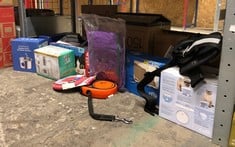 Lot 369  
            Edinburgh SR23 - Delivery Only 

                
QUANTITY OF PET PRODUCTS ITEMS TO INCLUDE BURNS PET NATURAL NUTRITION ADULT & SEN...