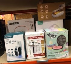 Lot 494  
            Edinburgh SR23 - Delivery Only 

                
QUANTITY OF KITCHEN & APPLIANCES ITEMS TO INCLUDE RAINBERG 400W CERAMIC PLUG HEAT...
