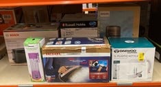 Lot 530  
            Edinburgh SR23 - Delivery Only 

                
QUANTITY OF KITCHEN & APPLIANCES ITEMS TO INCLUDE TEFAL ULTIMATE PURE STEAM IRON,...