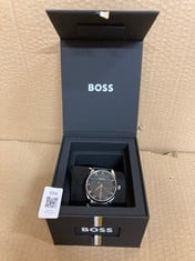 Lot 558  
            Edinburgh SR23 - Delivery Only 

                
BOSS MENS BLACK WATCH BLACK FACE BLACK LEATHER STRAP : LOCATION - D RACK