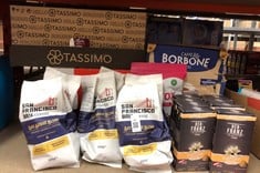 Lot 68  
            Edinburgh SR23 - Delivery Only 

                
QUANTITY OF FOOD & DRINK ITEMS TO INCLUDE NESPRESSO COMPATIBLE COFFEE CAPSULES, 1...