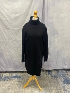 Lot 12  
            Edinburgh SR20 - Delivery Only 

                
MICHAEL MICHAEL KORS RIBBED-KNIT TURTLENECK MINI DRESS IN BLACK NYLON, SIZE: INT ...