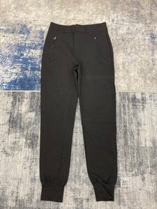Lot 132  
            Edinburgh SR20 - Delivery Only 

                
ALEXANDER MCQUEEN TROUSERS SIZE - M: LOCATION - CLOTHES RACK