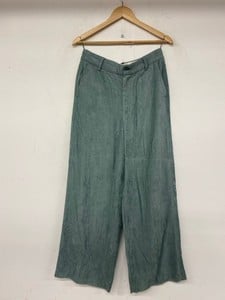 Lot 139  
            Edinburgh SR20 - Delivery Only 

                
FORTE FORTE DRESS PANTS IN BLUE VISCOSE, SIZE: NO SIZE, ORIGINAL RRP £275: LOCATI...